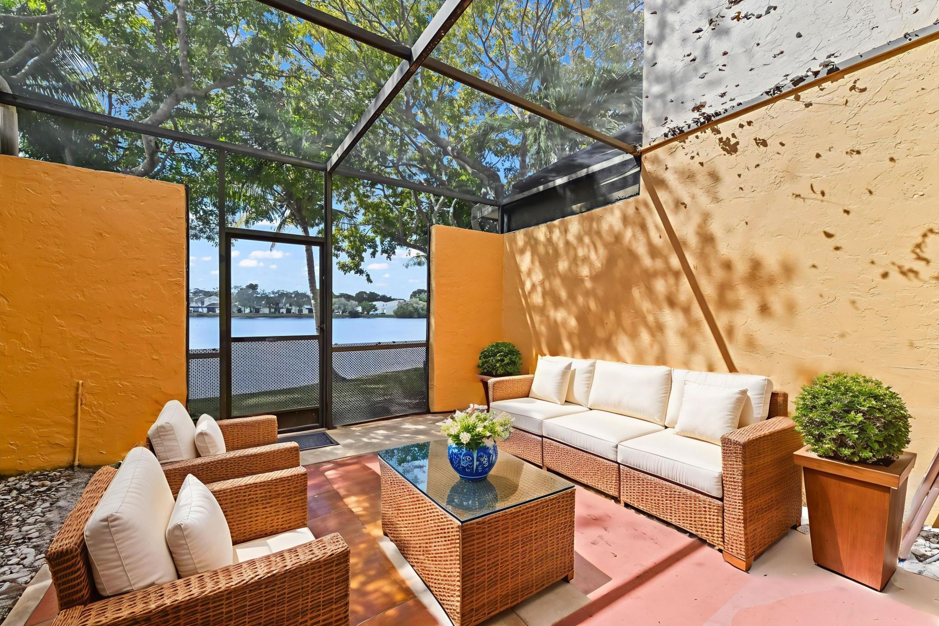 1464 NW 97th Terrace, Unit 285, Pembroke Pines, FL 33024 Photo