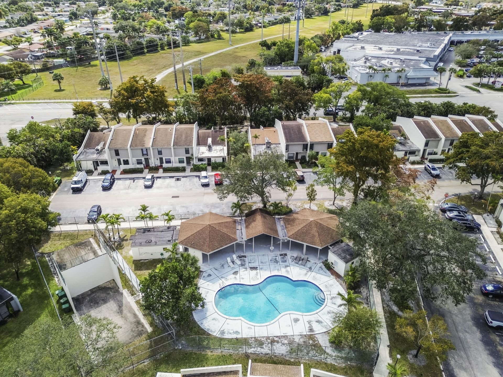 1464 NW 97th Terrace, Unit 285, Pembroke Pines, FL 33024 Photo