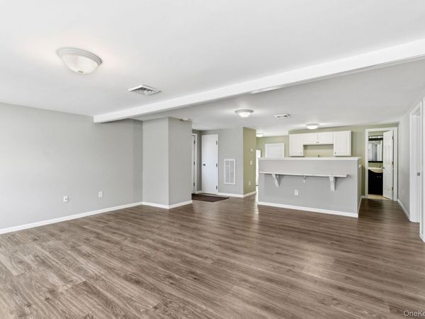 1614 Route 9G , Hyde Park, NY 12538