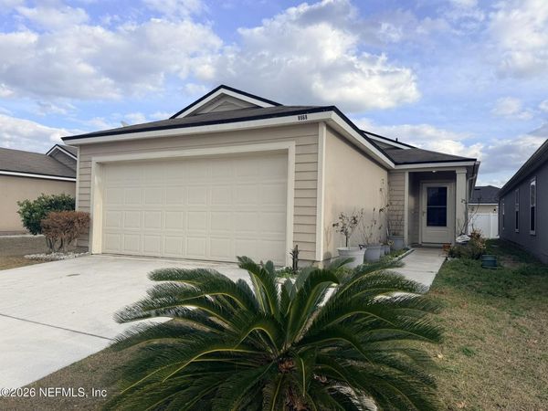 8668 JULIA MARIE Circle, Jacksonville, FL 32210