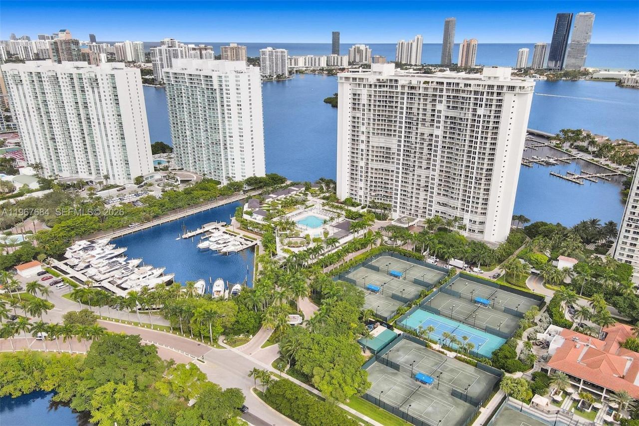 7000 Island Blvd , Unit 2404, Aventura, FL 33160 Photo