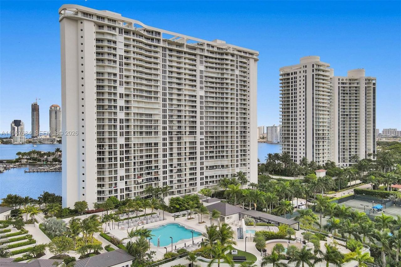 7000 Island Blvd , Unit 2404, Aventura, FL 33160 Photo