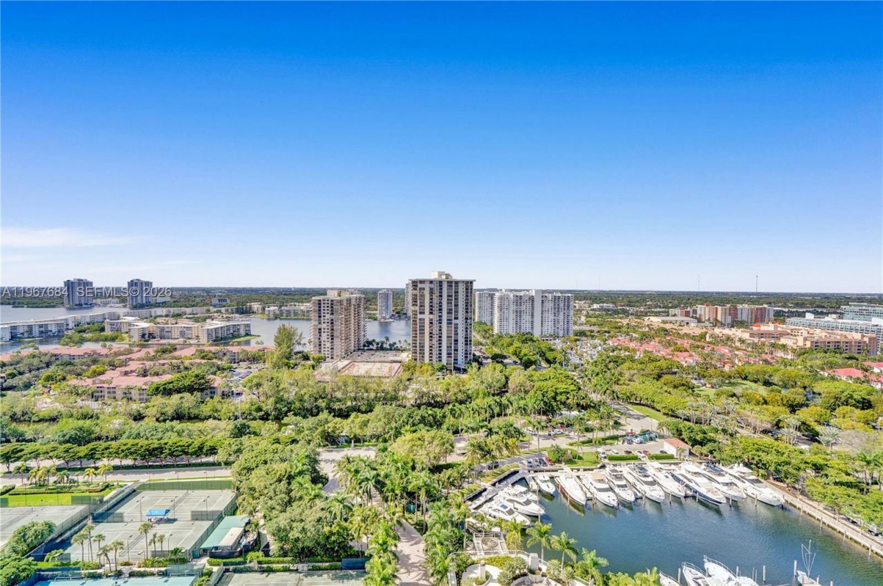 7000 Island Blvd , Unit 2404, Aventura, FL 33160 Photo