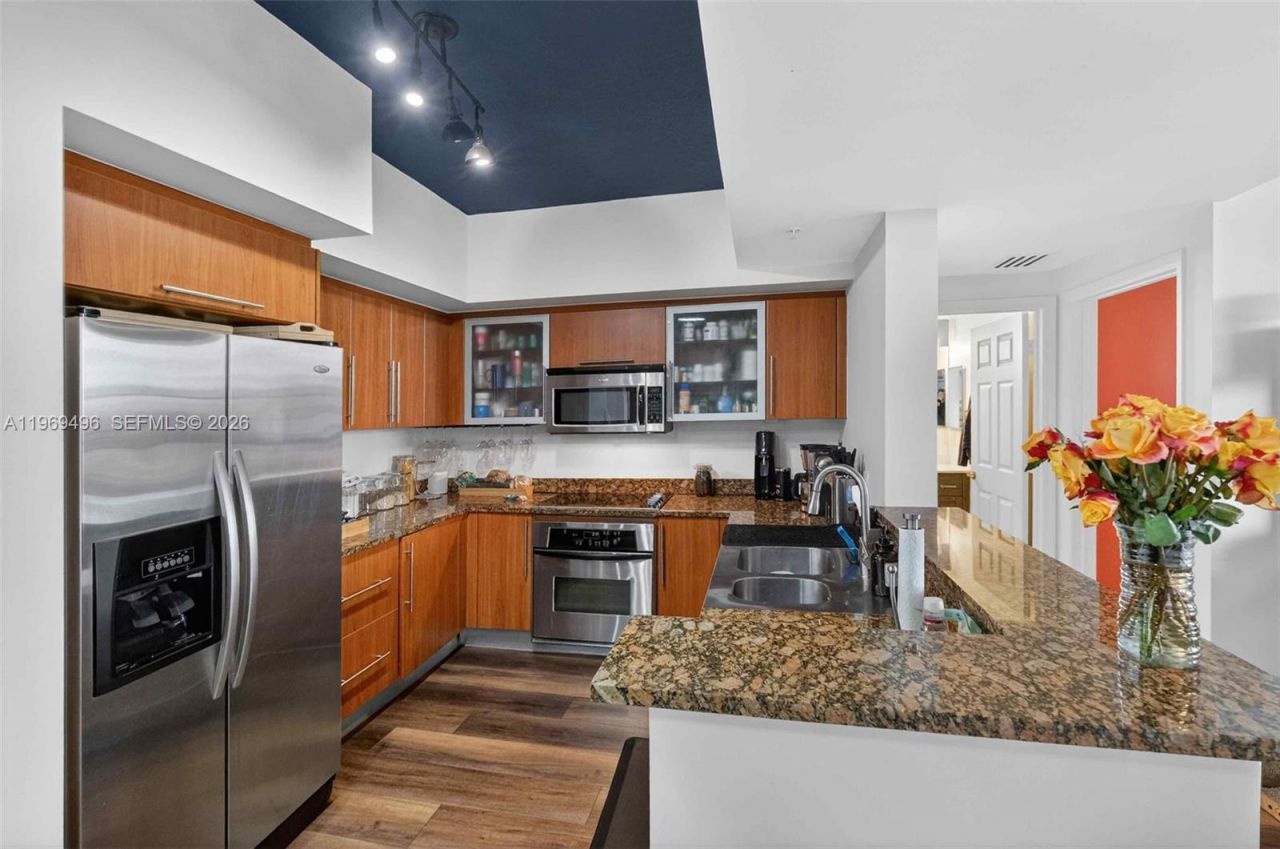 888 S Douglas Rd, Unit 1204, Coral Gables, FL 33134 Photo