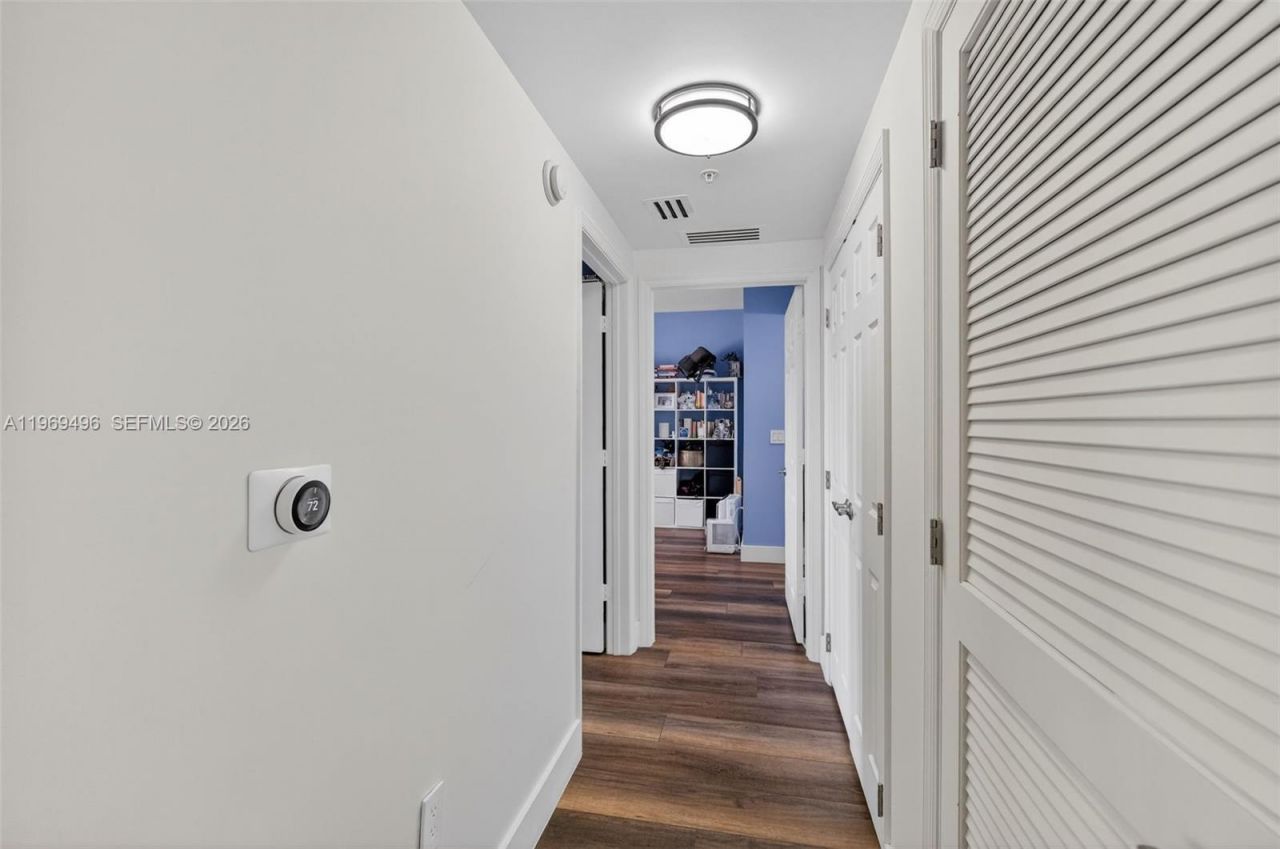 888 S Douglas Rd, Unit 1204, Coral Gables, FL 33134 Photo