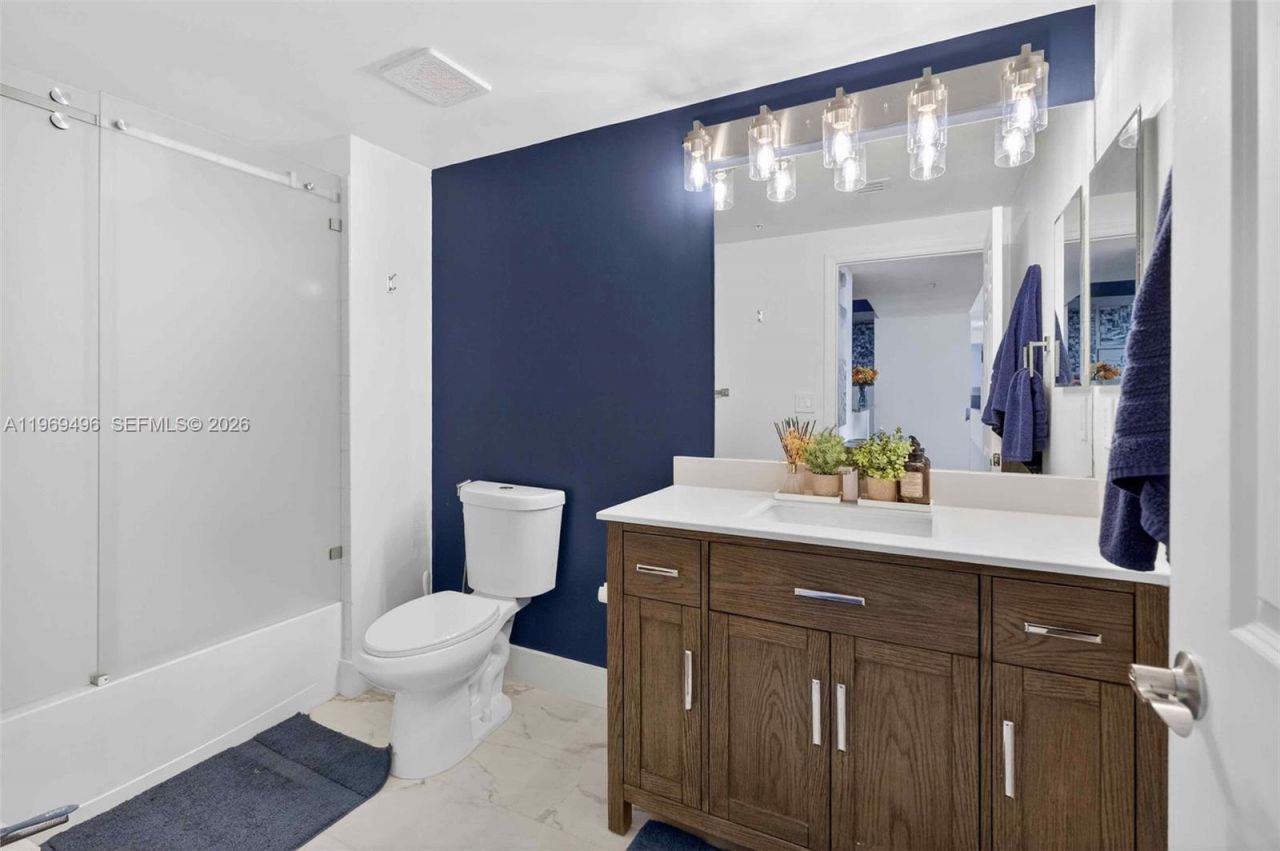 888 S Douglas Rd, Unit 1204, Coral Gables, FL 33134 Photo