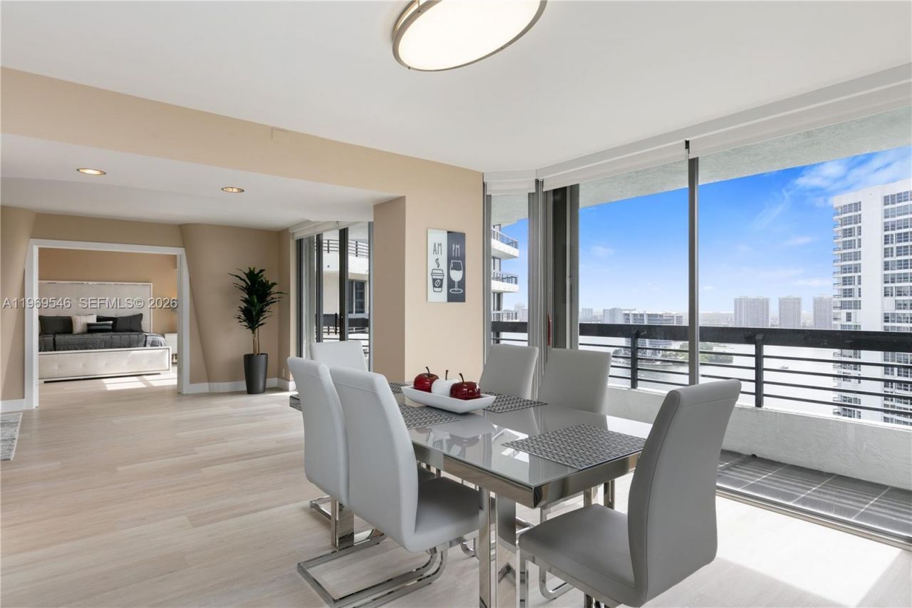 3500 Mystic Pointe Dr , Unit 2603, Aventura, FL 33180 Photo