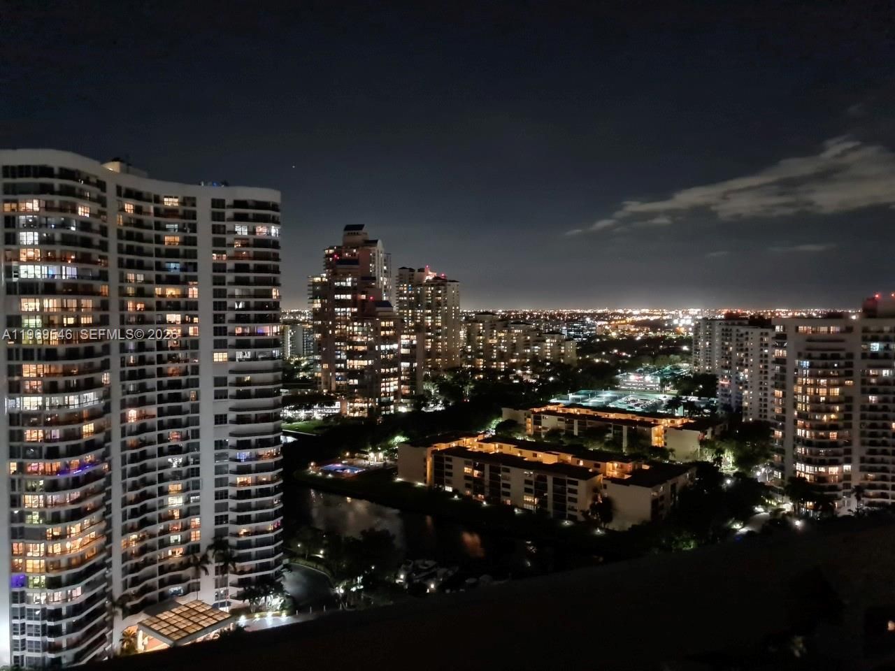 3500 Mystic Pointe Dr , Unit 2603, Aventura, FL 33180 Photo