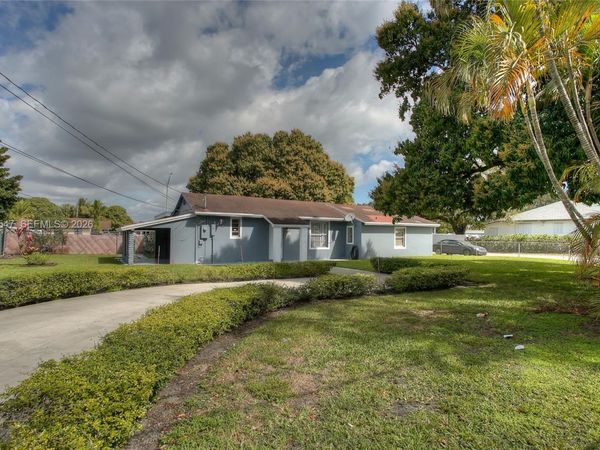 3001 NW 102nd St, Miami, FL 33147