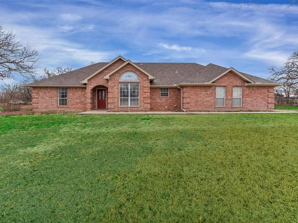 4201 E Bankhead Highway, Hudson Oaks, TX 76087