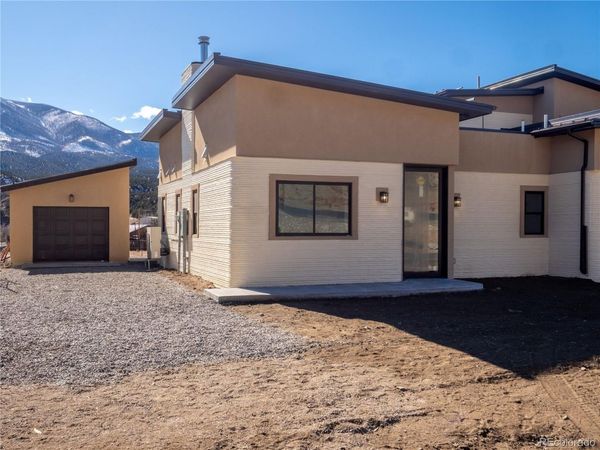 4893 Main Street , Salida, CO 81201