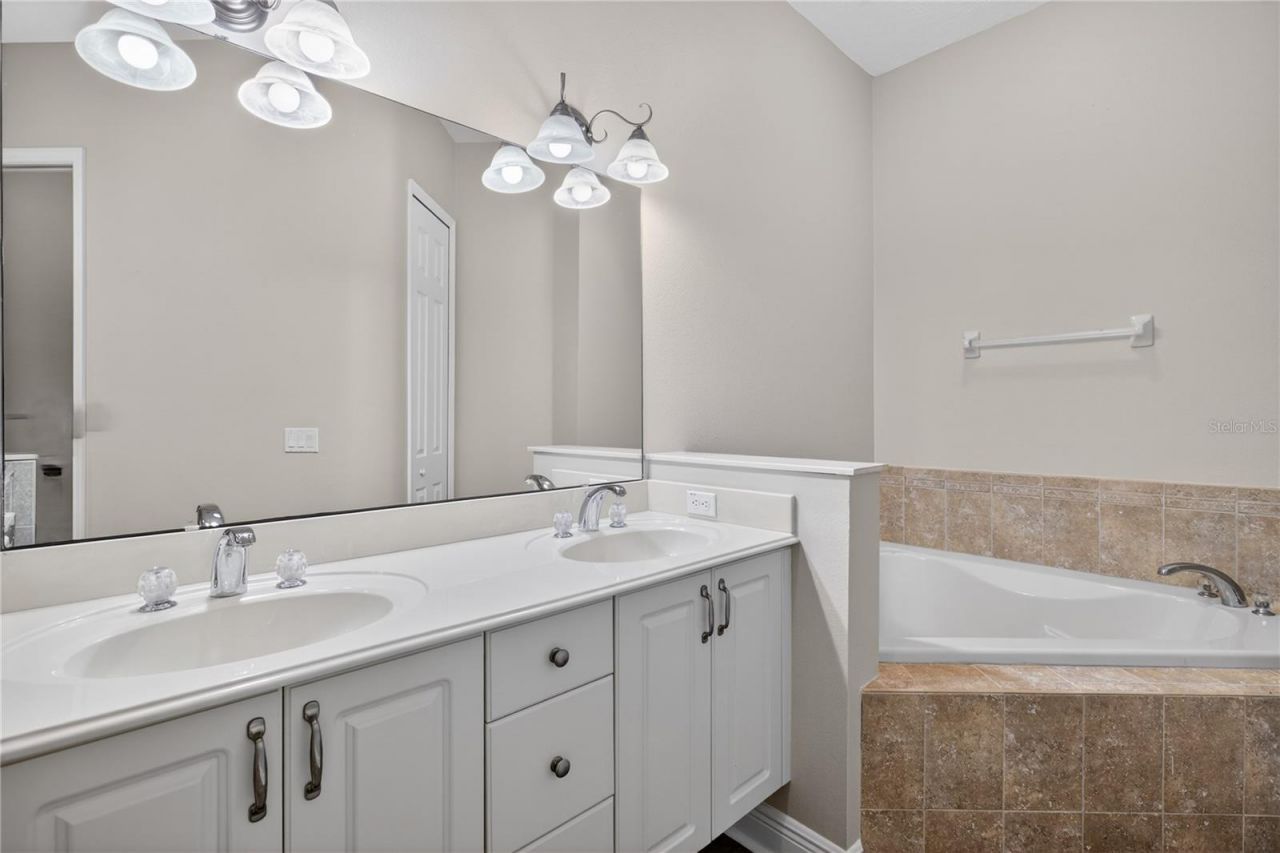 216 Lamonte Point Court, Debary, FL 32713 Photo