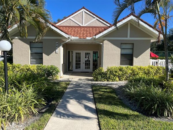 9627 EATON GARDENS LANE, Unit 103, FORT MYERS, FL 33919