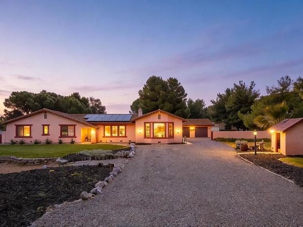 15948 Redondo Dr, Tracy, CA 95304