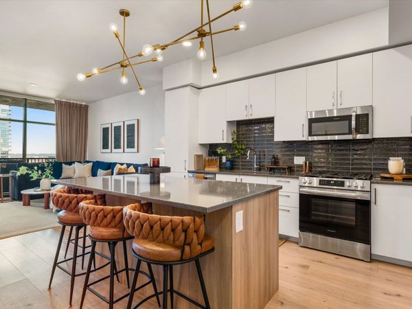 1212 Demonbreun St, Unit 1203, Nashville, TN 37203