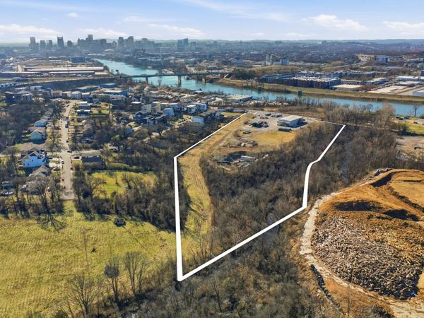 1421 Baptist World Center Dr, Nashville, TN 37207