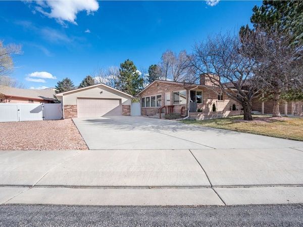 827 Lincoln Court, Palisade, CO 81526