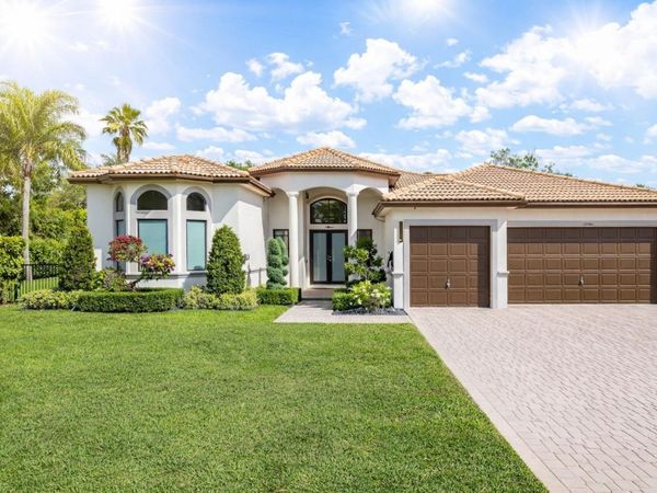 11961 NW 11th Ct, Coral Springs, FL 33071