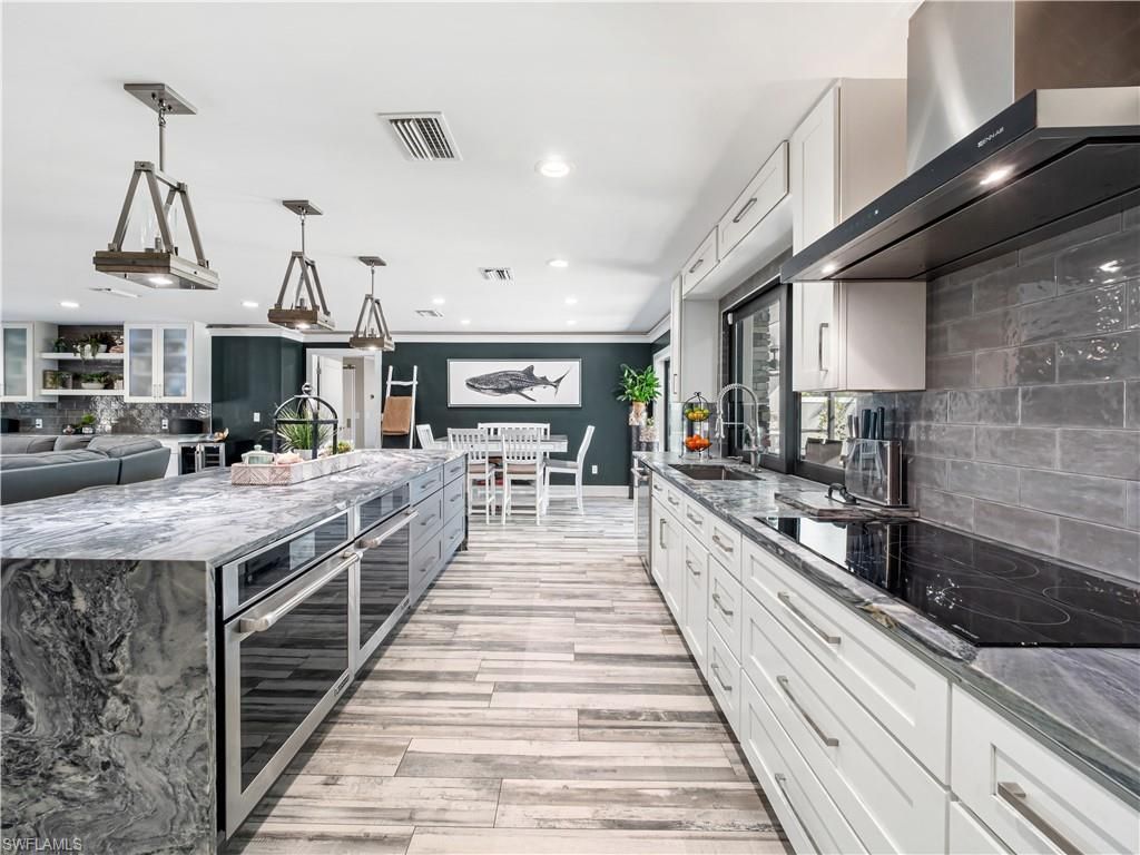 1912 SE 33rd Ter, Cape Coral, FL 33904 Photo