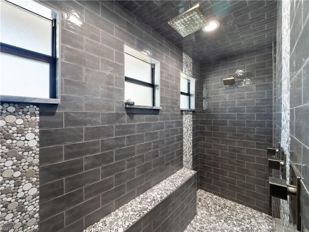 1912 SE 33rd Ter, Cape Coral, FL 33904 Photo