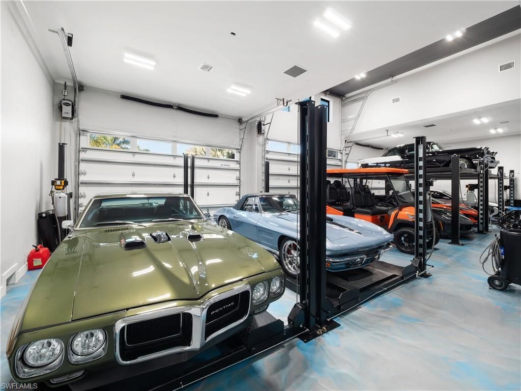 1912 SE 33rd Ter, Cape Coral, FL 33904 Photo