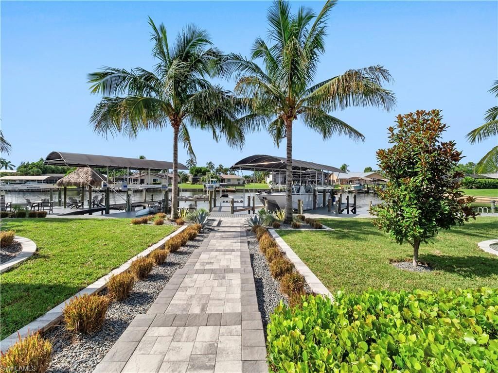 1912 SE 33rd Ter, Cape Coral, FL 33904 Photo