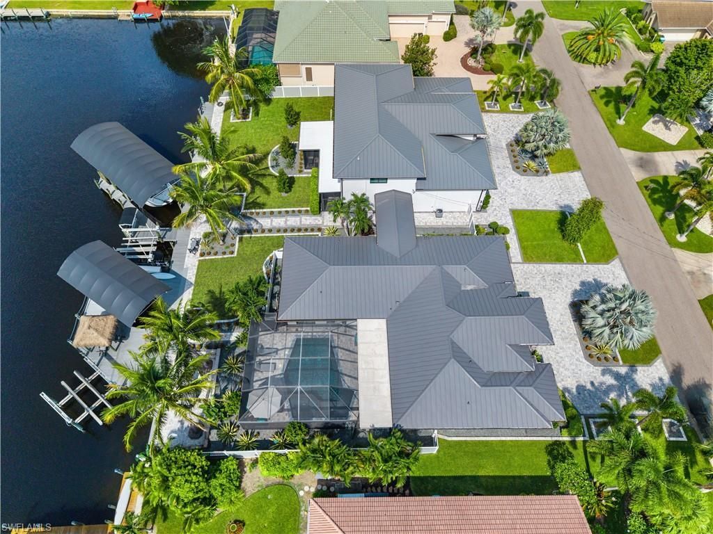 1912 SE 33rd Ter, Cape Coral, FL 33904 Photo