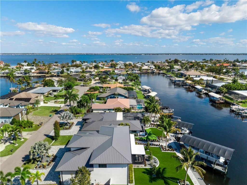 1912 SE 33rd Ter, Cape Coral, FL 33904 Photo