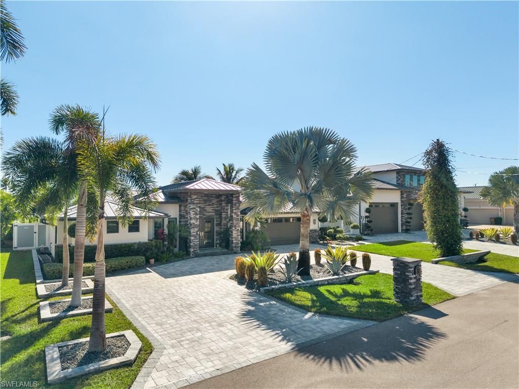 1912 SE 33rd Ter, Cape Coral, FL 33904 Photo