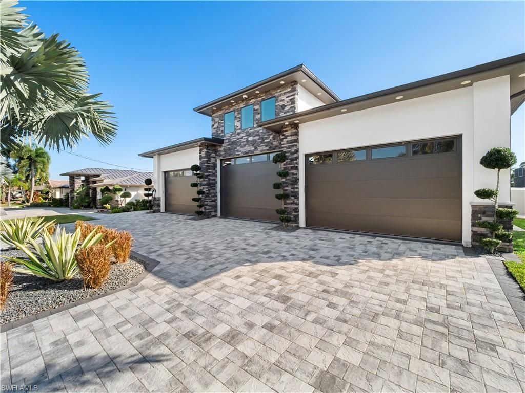 1912 SE 33rd Ter, Cape Coral, FL 33904 Photo