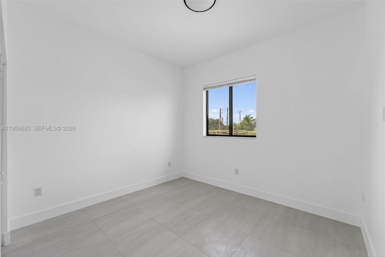 18316 SW 102 Pl, Miami, FL 33157 Photo