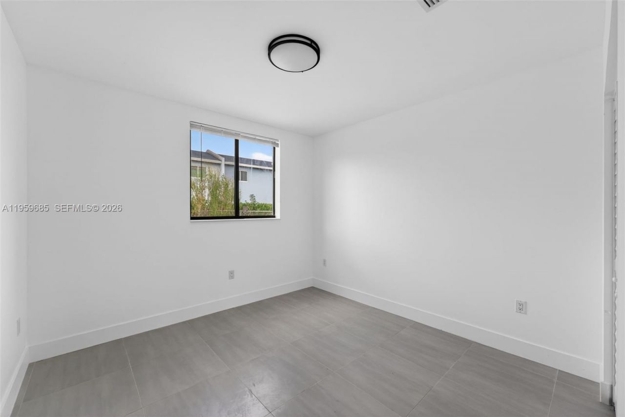 18316 SW 102 Pl, Miami, FL 33157 Photo