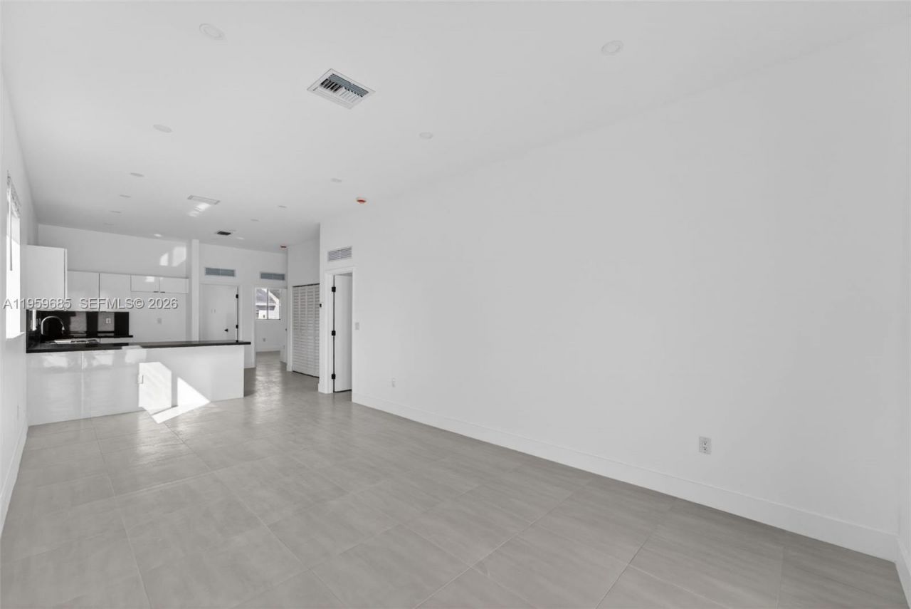 18316 SW 102 Pl, Miami, FL 33157 Photo