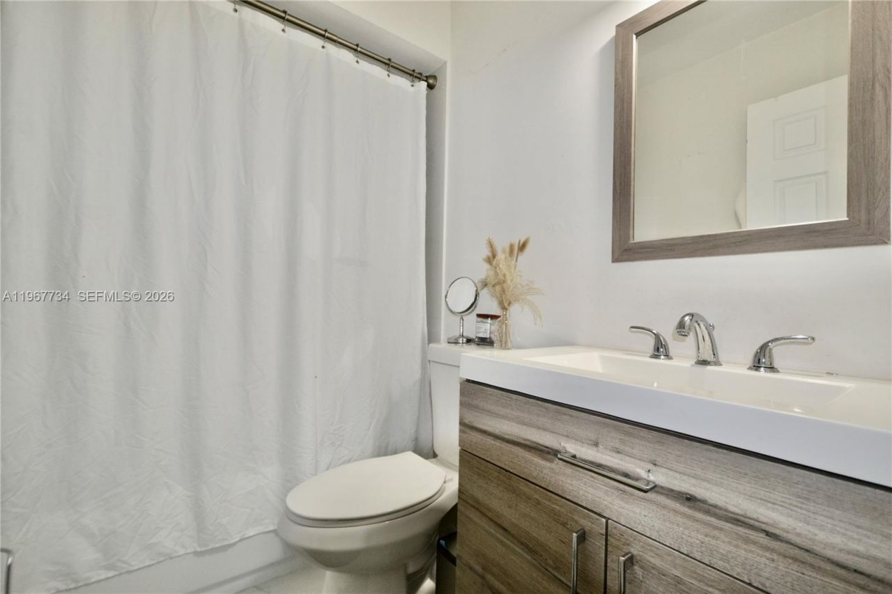 15115 SW 109th St , Miami, FL 33196 Photo