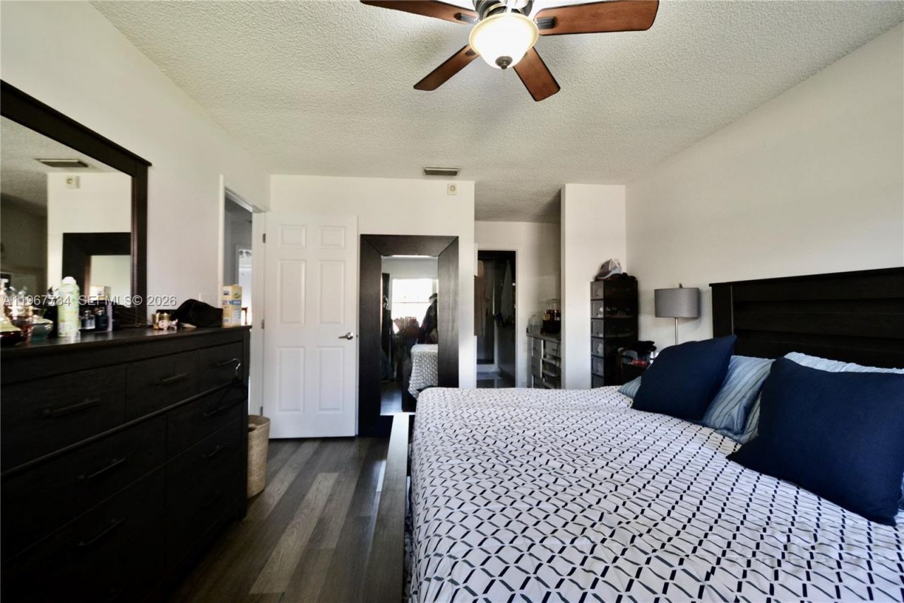 15115 SW 109th St , Miami, FL 33196 Photo