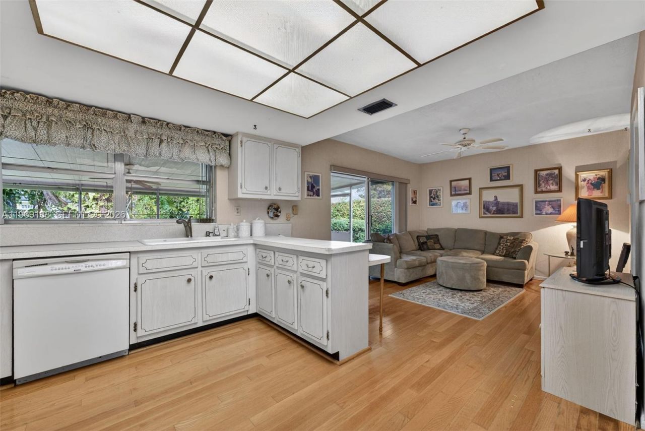 9940 SW 97th Ct, Miami, FL 33176 Photo