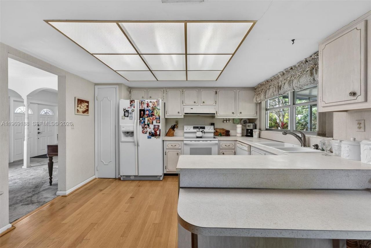 9940 SW 97th Ct, Miami, FL 33176 Photo