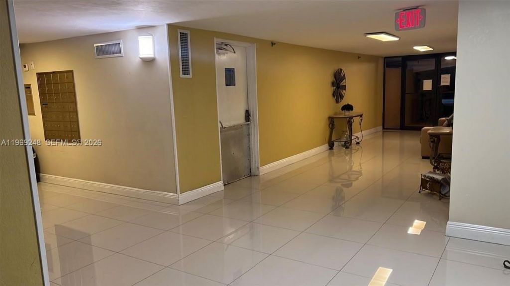 17878 N Bay Rd, Unit 507, Sunny Isles Beach, FL 33160 Photo