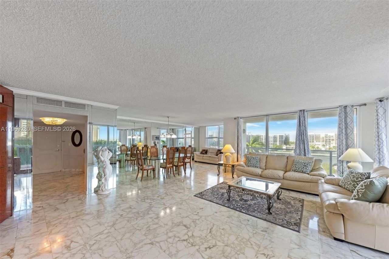 2751 S Ocean Dr , Unit 501N, Hollywood, FL 33019 Photo