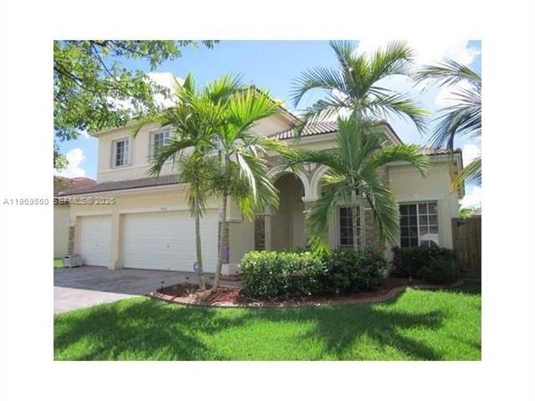 9468 SW 221st Ln, Cutler Bay, FL 33190