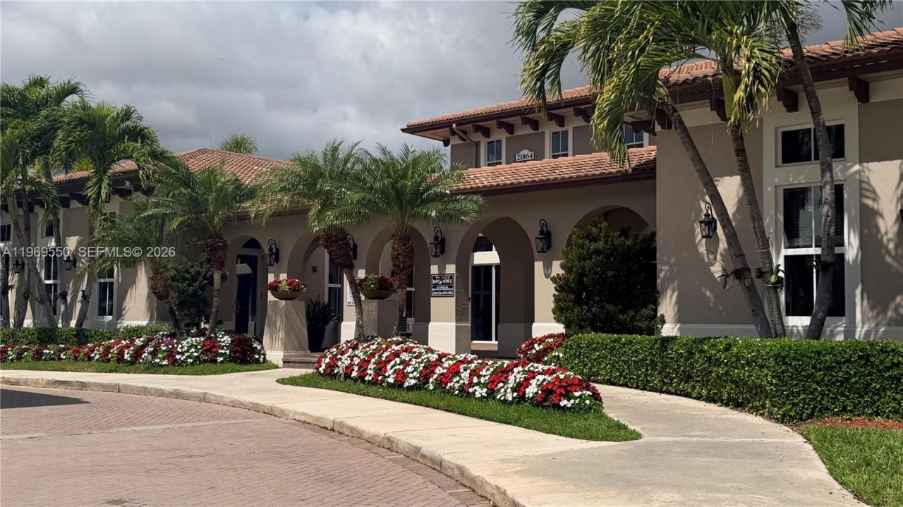 9468 SW 221st Ln, Cutler Bay, FL 33190 Photo