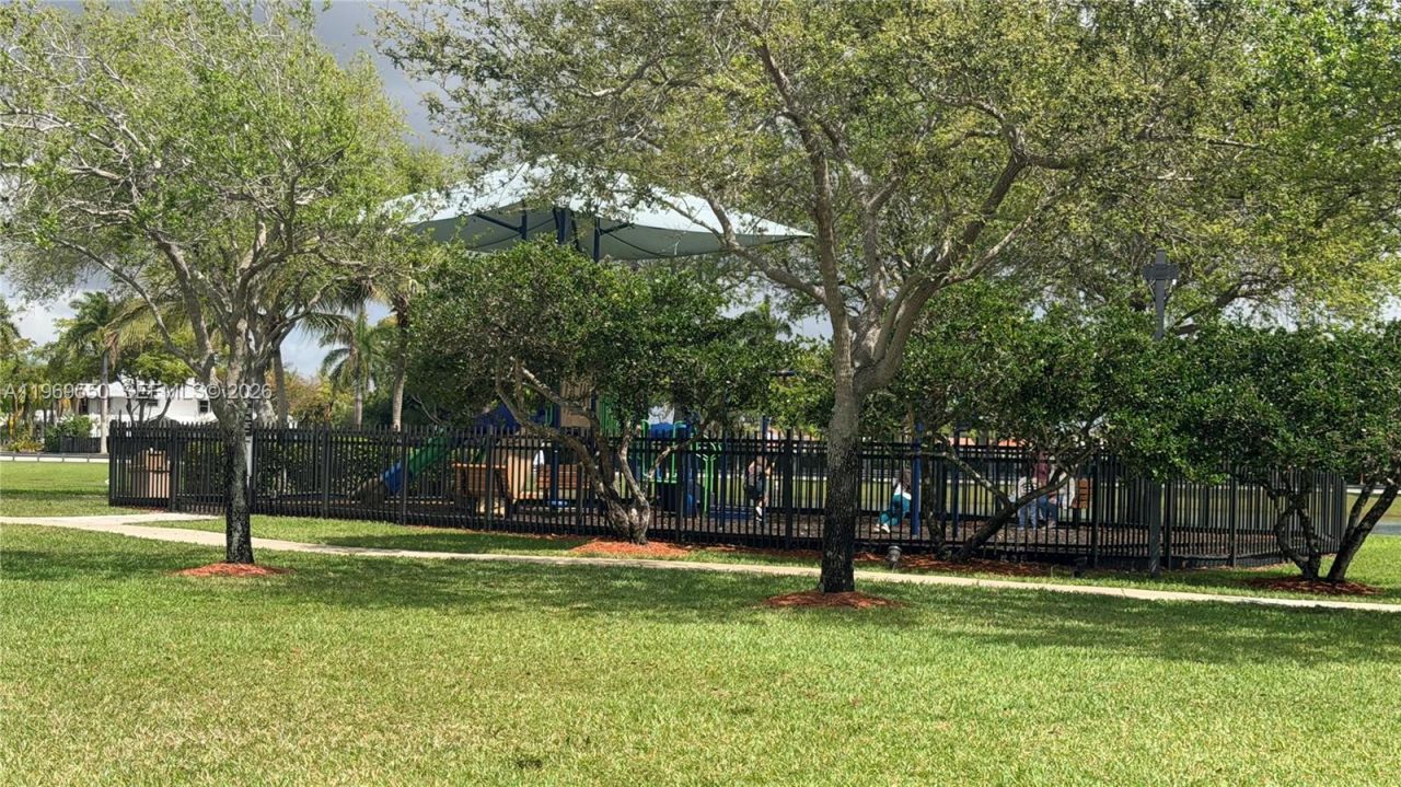 9468 SW 221st Ln, Cutler Bay, FL 33190 Photo