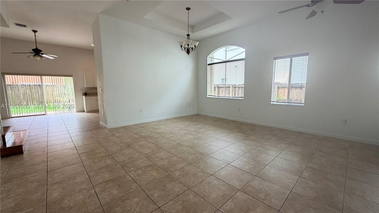 9468 SW 221st Ln, Cutler Bay, FL 33190 Photo