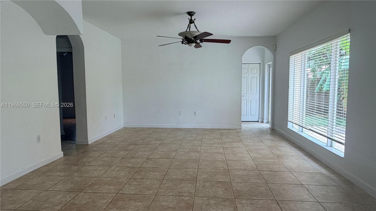 9468 SW 221st Ln, Cutler Bay, FL 33190 Photo