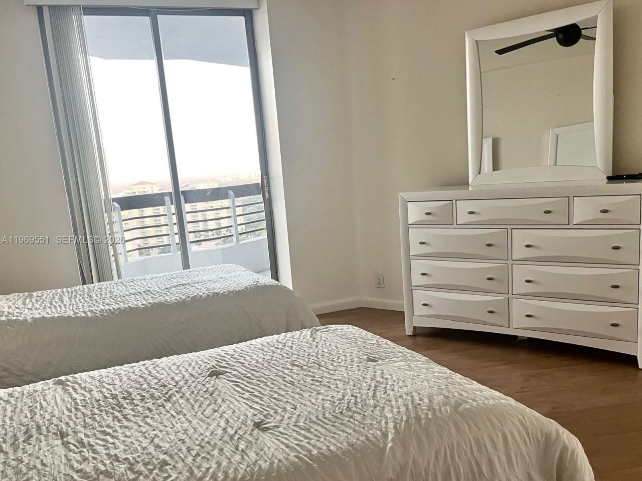 3530 Mystic Pointe Dr , Unit 2504, Aventura, FL 33180 Photo