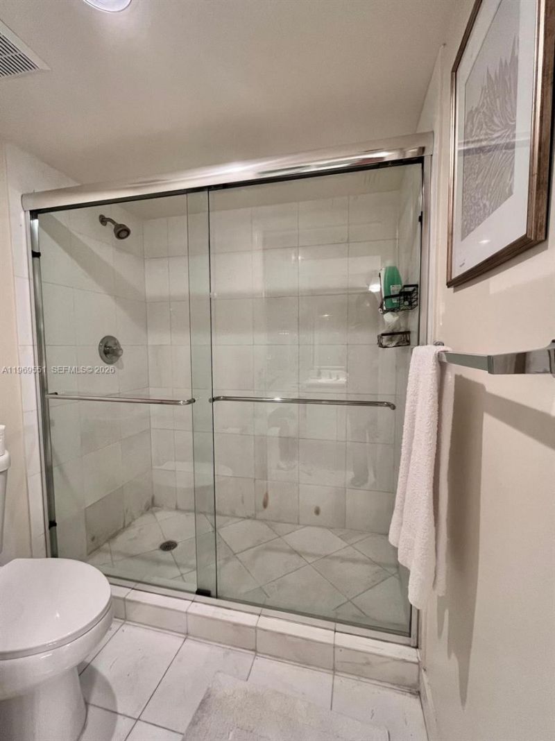 3530 Mystic Pointe Dr , Unit 2504, Aventura, FL 33180 Photo