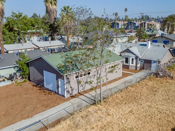 1322 Quincy Street, Bakersfield, CA 93305