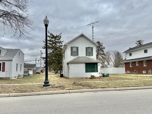 1217 Main Street, Genoa, OH 43430