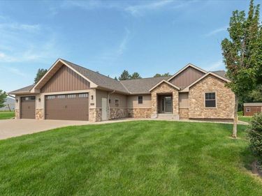 609 Augustana Lane, Albany, MN 56307