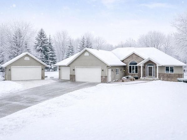 111133 MANN STREET, Marshfield, WI 54449